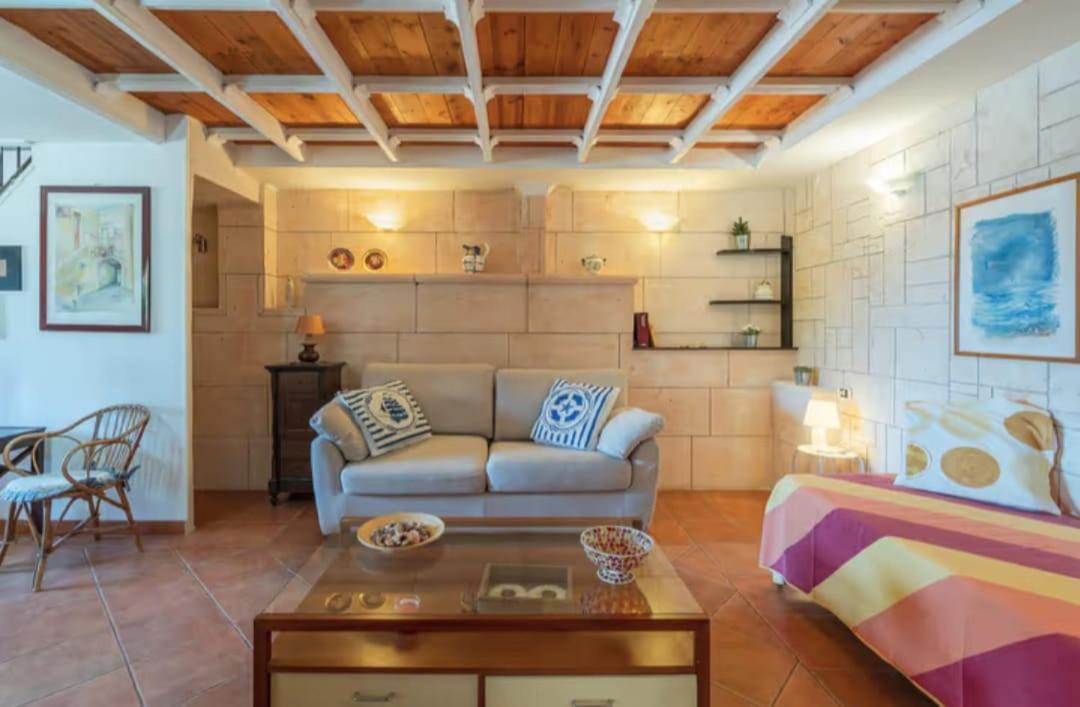 Villa Con Piscina Al Mare Ognina Eksteriør bilde