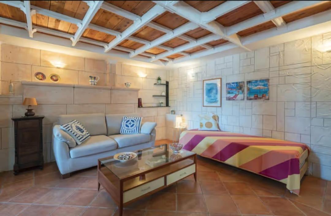 Villa Con Piscina Al Mare Ognina Eksteriør bilde